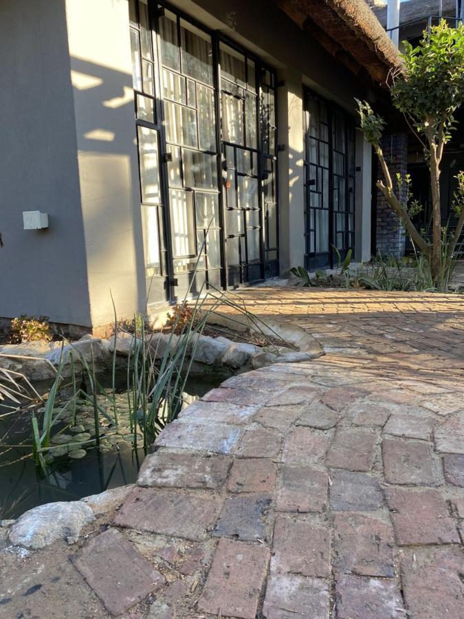 Four20 Bespoke Hotel Johannesburg Esterno foto